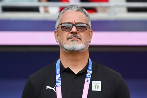 البحث عن الذهب.. ميكالي ليلا كورة: لا خلاف مع حسام حسن.. وهذه رسالتي لسداسي المنتخب